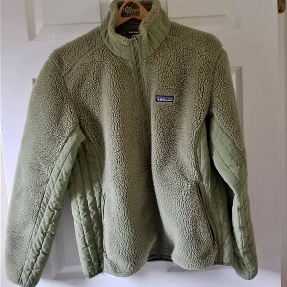 Green Patagonia jacket